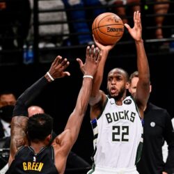 Khris middleton stats